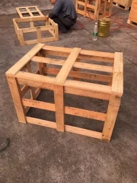 普通木箱 